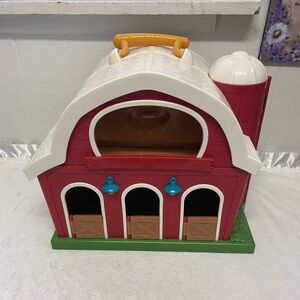 Battat Big Red Barn toddler toy barn house only barn